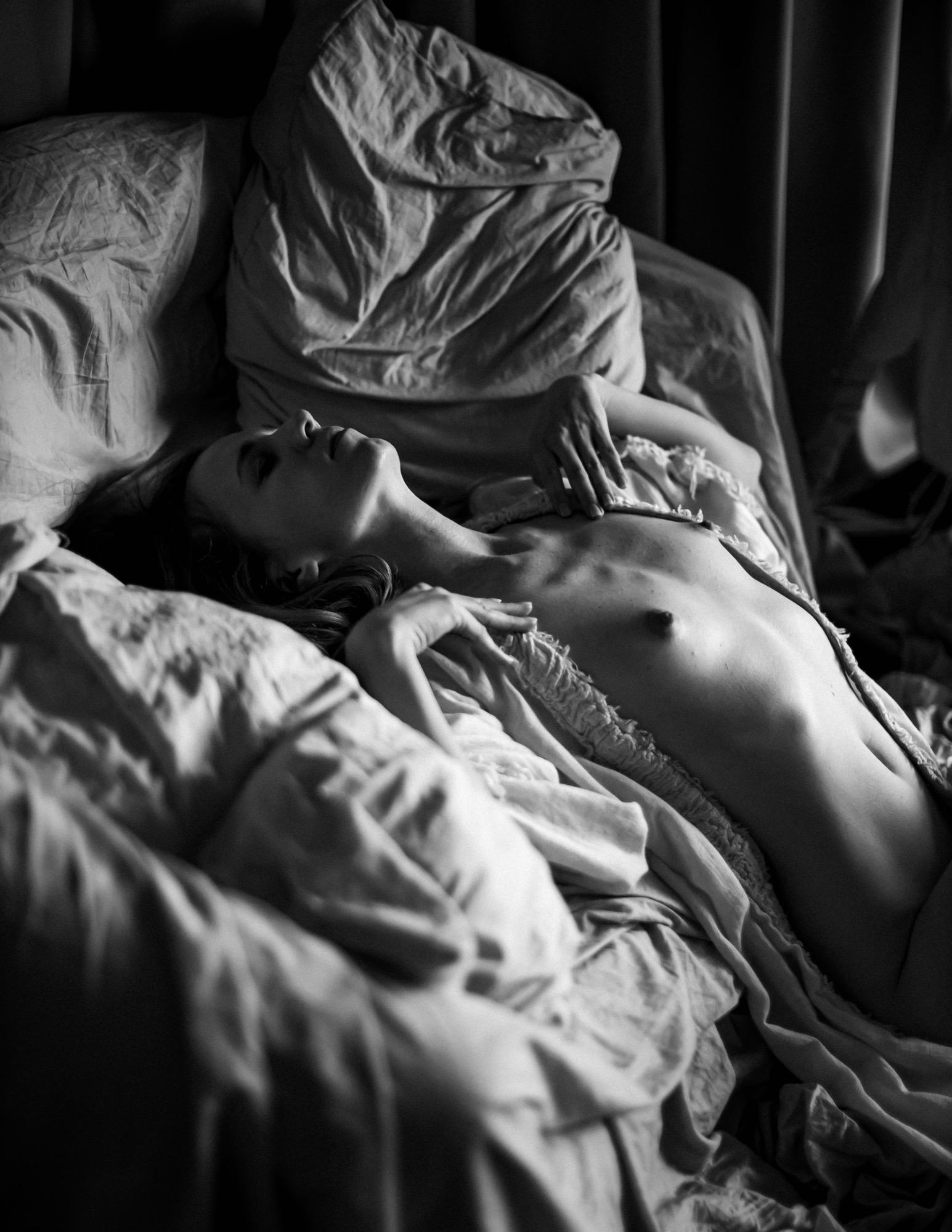 Gentle Nudes - Ната Смирнова & Mary Image 1