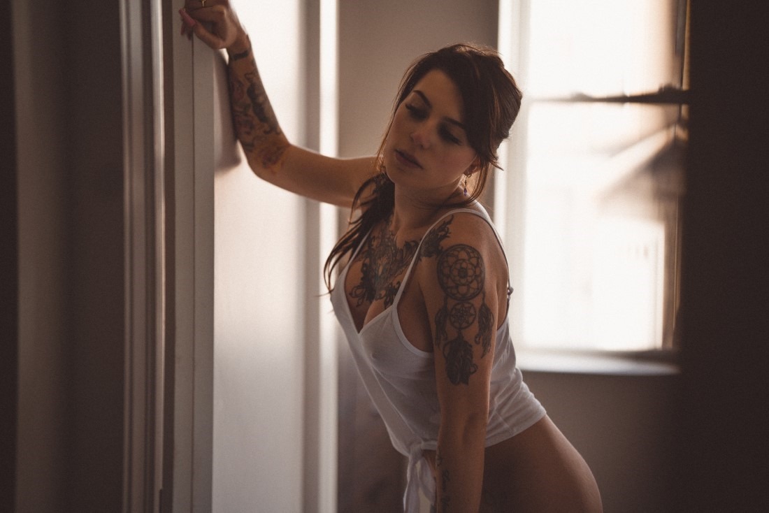 Girl Next Door - Kathleen Trout & Ian Jansen Image 6