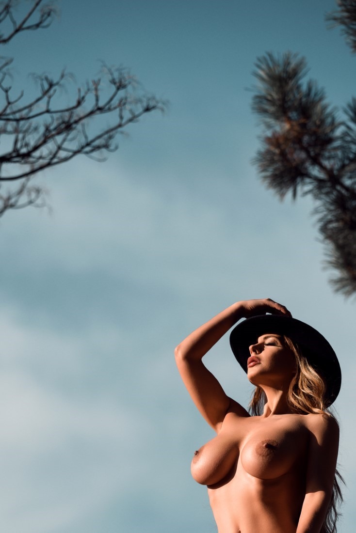 Girl On The Rock - Dora Meszaros & Gergely Balazs Image 14