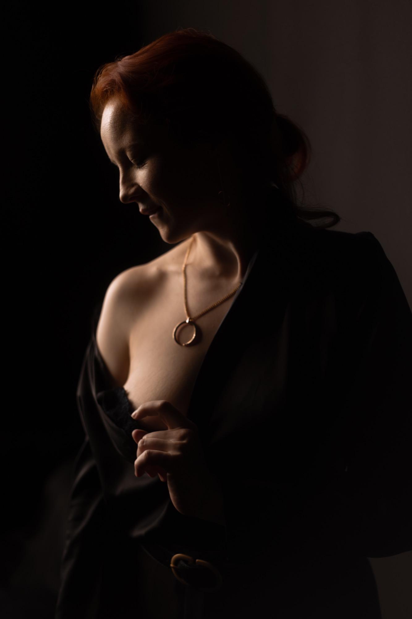 Gold On Black - Natallya Shevchenko Image 11