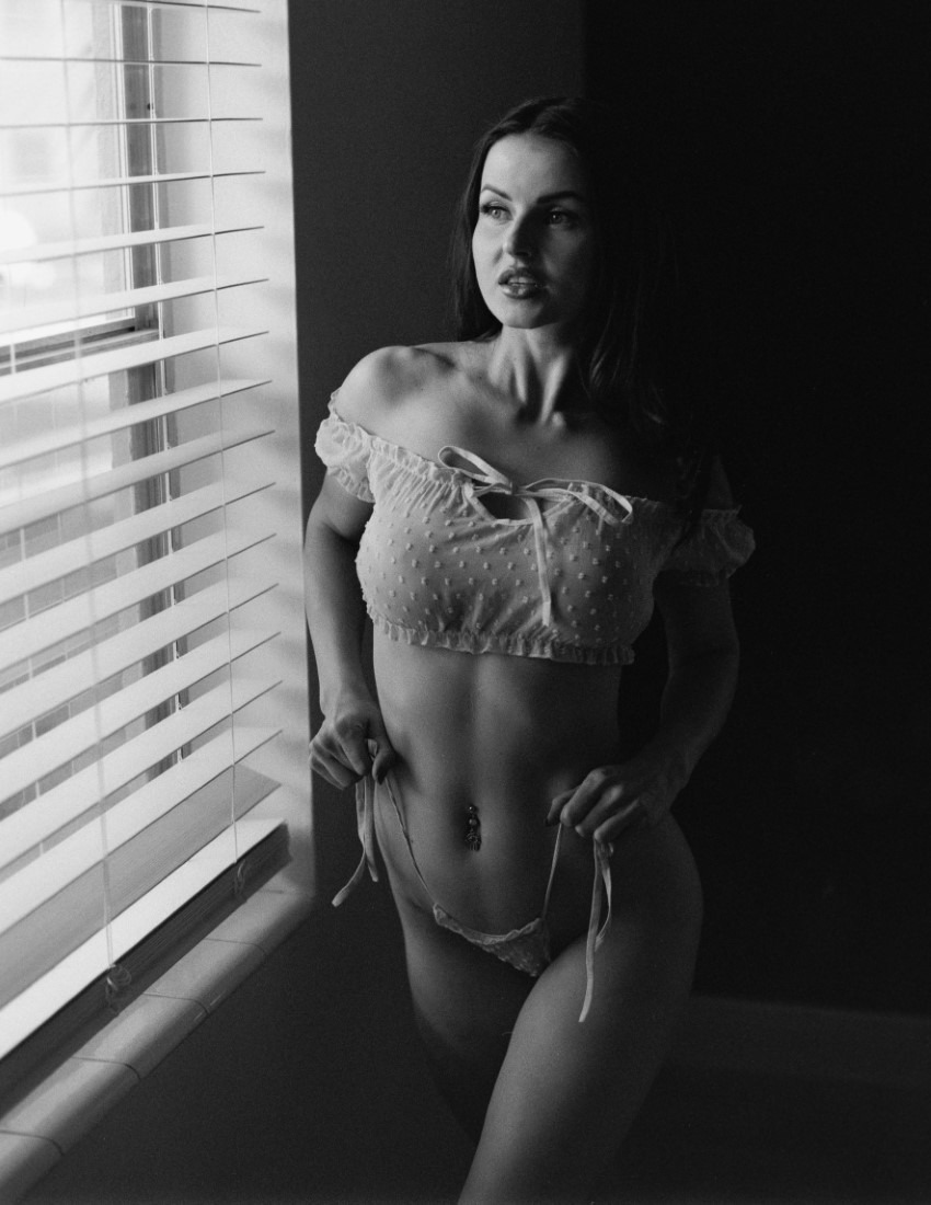 Grain - Veronica Lavery & Vito Servideo Image 17