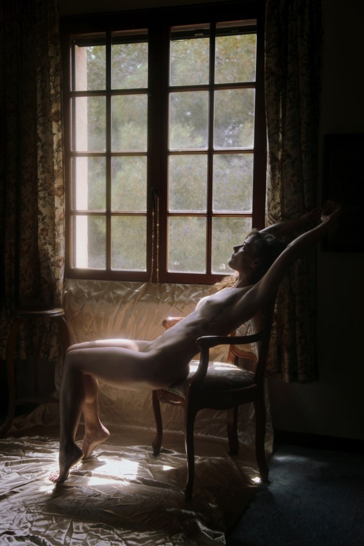 Hmd Photography & Raedience - Lady In Red Image 13