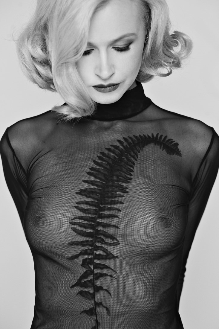 Infernal Beauty - Olga Suvorova & Lucia Dzhurinskaya Image 4