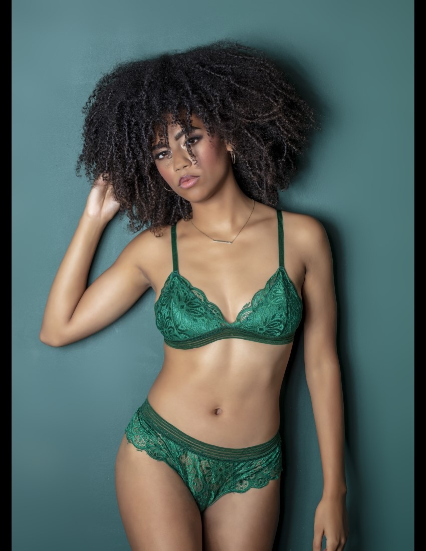 It's Ok To Stare - Sophia Tolbert & Matt Doroshow Image 15