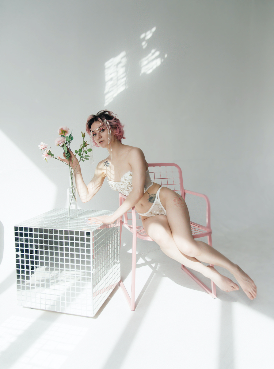 je peux m`acheter des fleurs - Maria P & Zhenya Zingallur Image 16