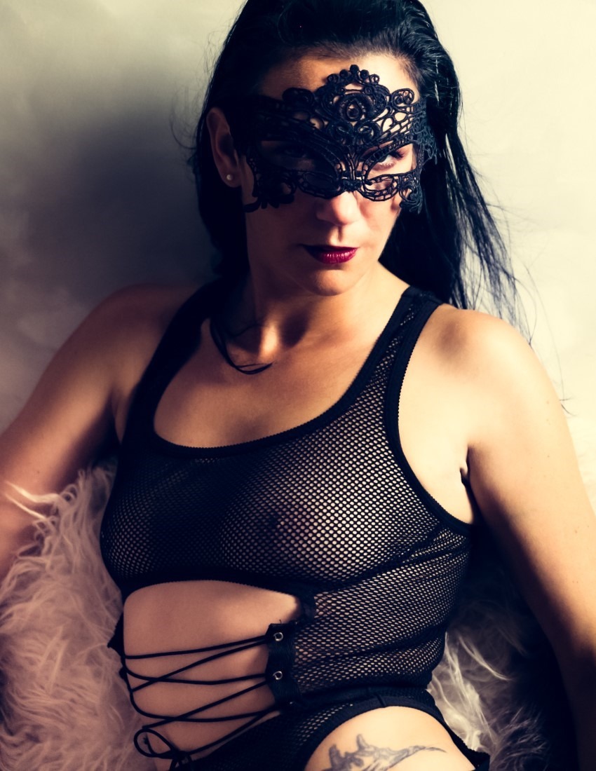 Klaudia & Her Favourite Things - Steve Lilly Image 20