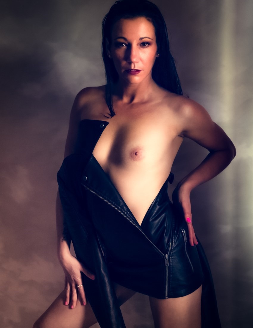 Klaudia & Her Favourite Things - Steve Lilly Image 8