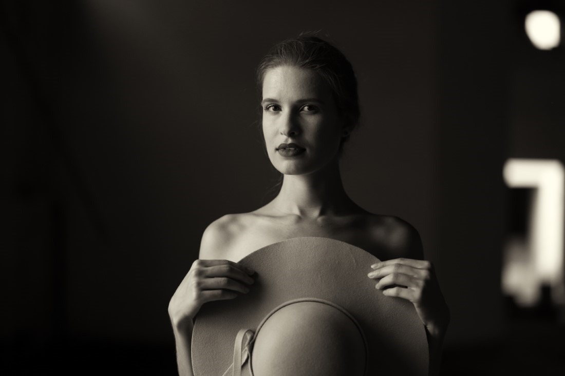L.a.r.a - Lara Santos & Lechat Image 5