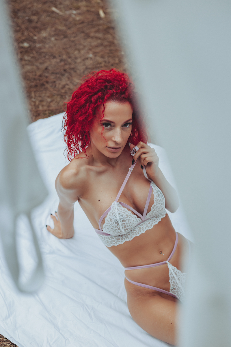 Laundry Service - Marlene Ferreira & TAV Image 16