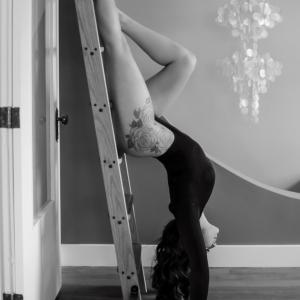 Les Liaisons Dangereuses Chantal Rogers Jon Jimenez 7 69x5rd4 Boudoir Poses on Stairs or Ladders