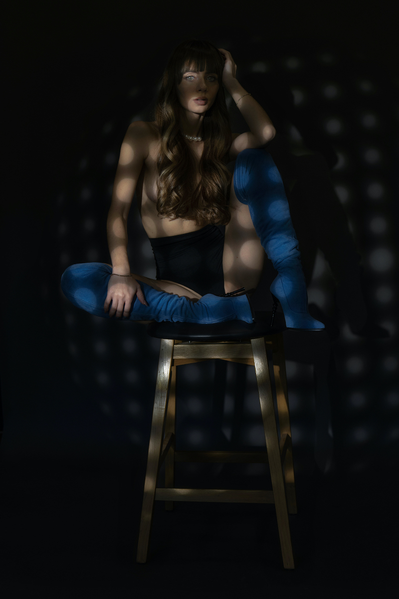 Light Affair - Kamila Salkova & Amir Loshakove Image 6