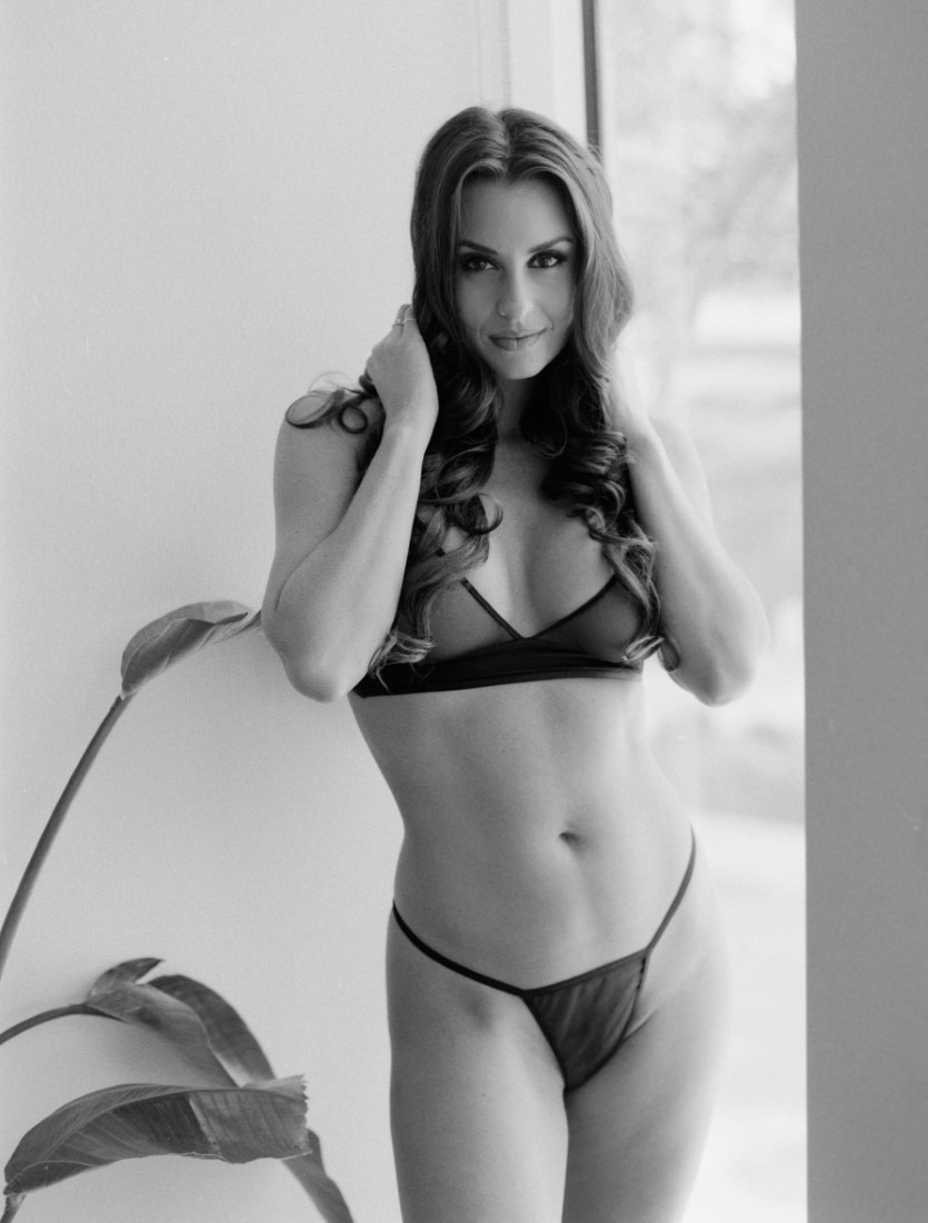 Longing - Melissa Jean & Vito Servideo Image 18