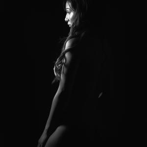 Manu Grazi Mbaphotostudio 10 O5lrg9t Boudoir Photography with a Single Light Setting
