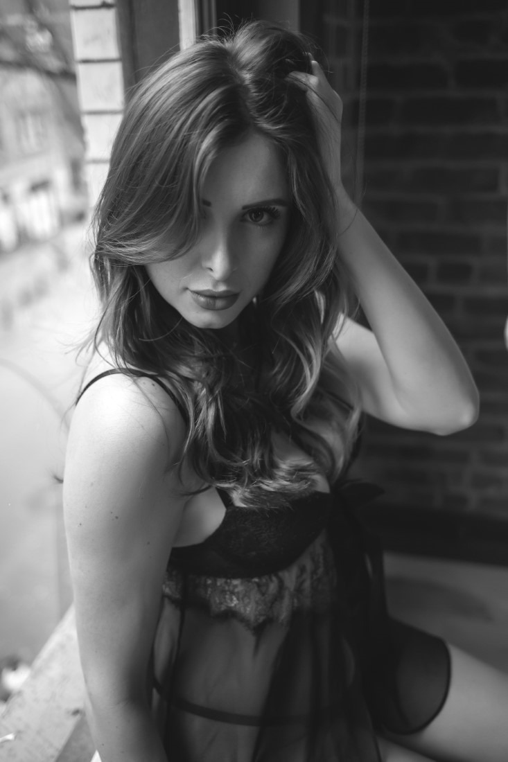 Memory Bliss - Charlotte Ahern & Drew Fronda Image 4