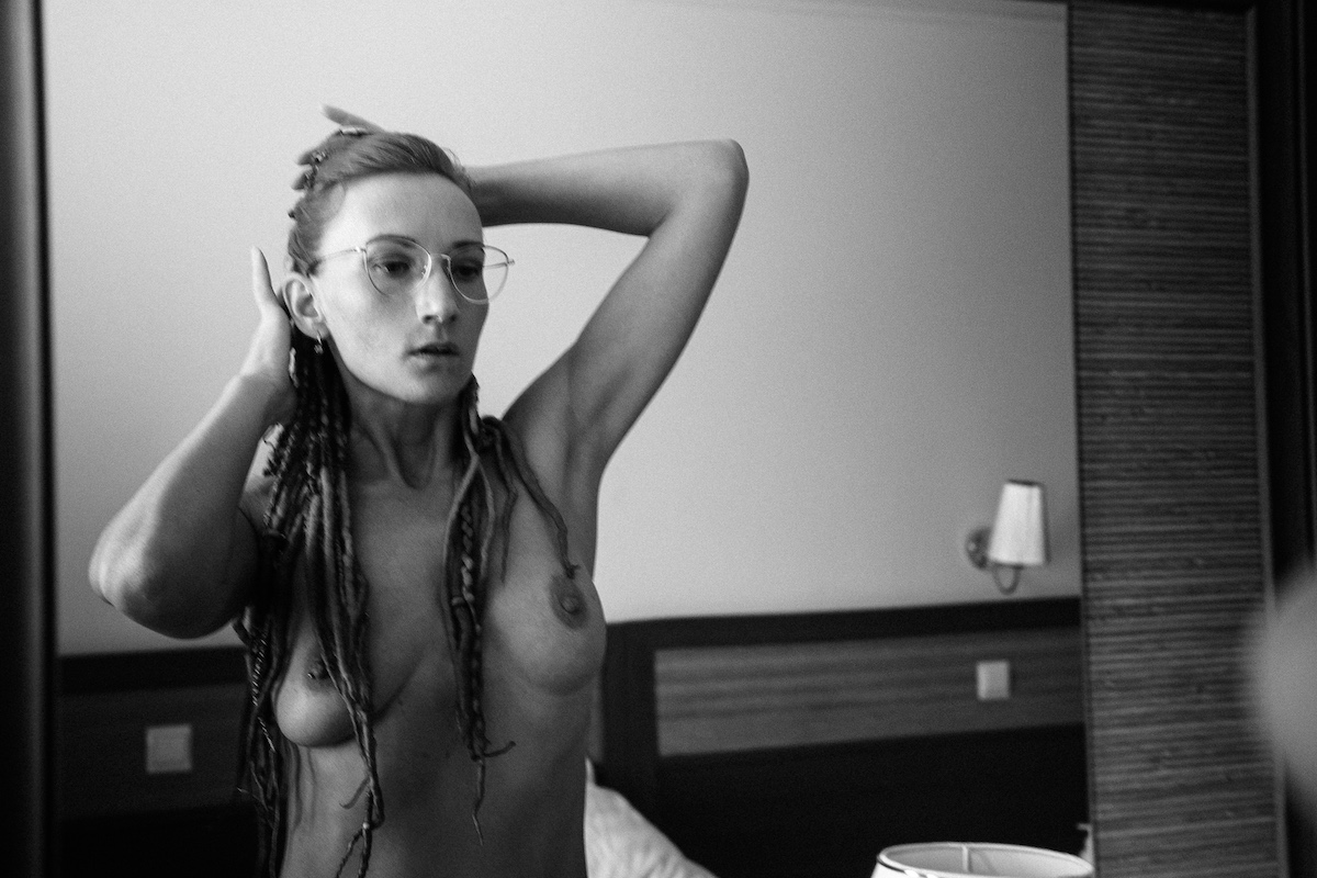Monroe's Last Night - Ekaterina & Valleri Shama Image 6