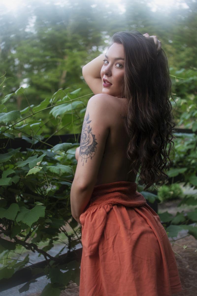 Montanaevan & Bailey Stowe - Orange Crush Image 20