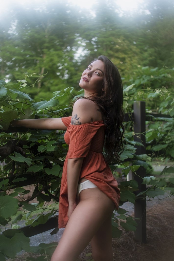 Montanaevan & Bailey Stowe - Orange Crush Image 34