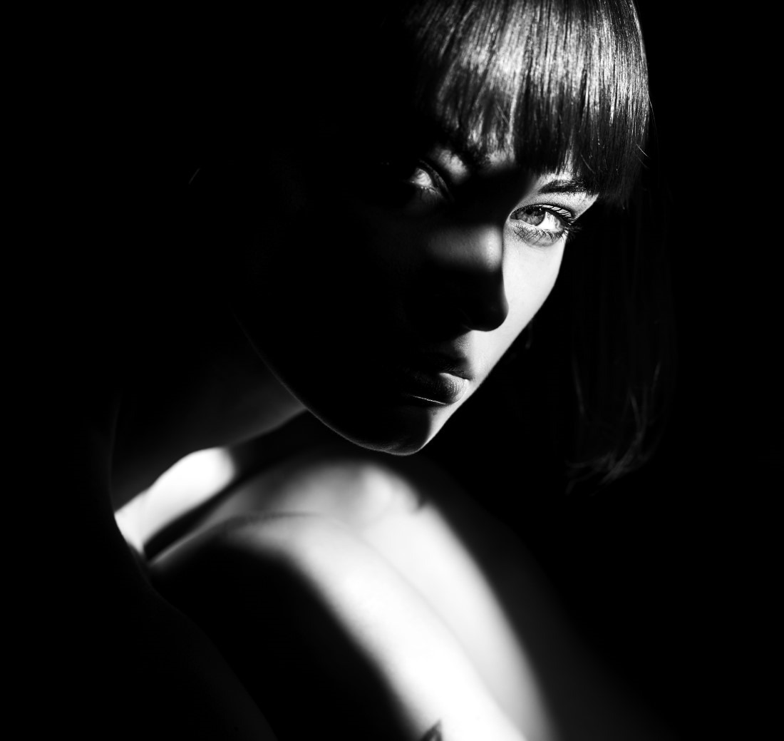 Mystery Of Light - Claudio Pari & Zu Zakova Image 11