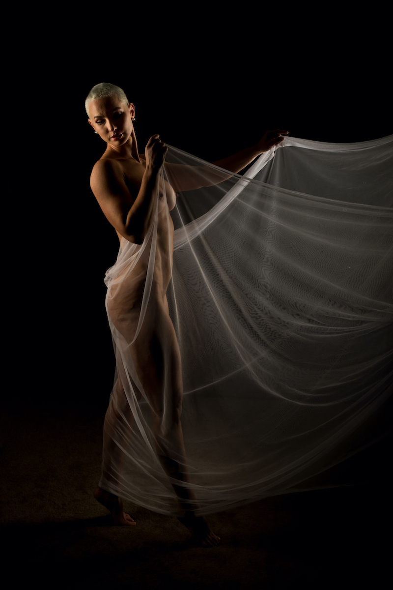 Naughty and Nice - Katya & Jorge Colvin Image 9