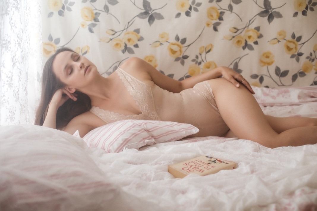 Nicholas Goldsworthy & Chloe Elisabeth - 50 Ways..... Image 12