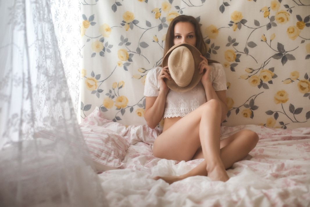 Nicholas Goldsworthy & Chloe Elisabeth - 50 Ways..... Image 7