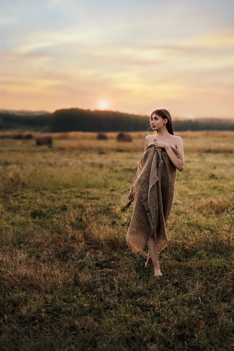 Nude Fields - Anastasia Hakimova & Olga Gubkina Image 5