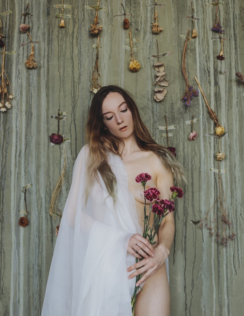 Nude Photos - Kseniya Lokotko Image 13