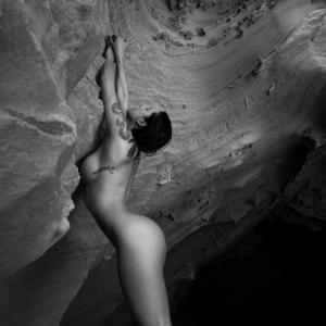 Nvde Claire Clara Poles Scar Bueno 7 Ijl7cdf Outdoor Boudoir Photography