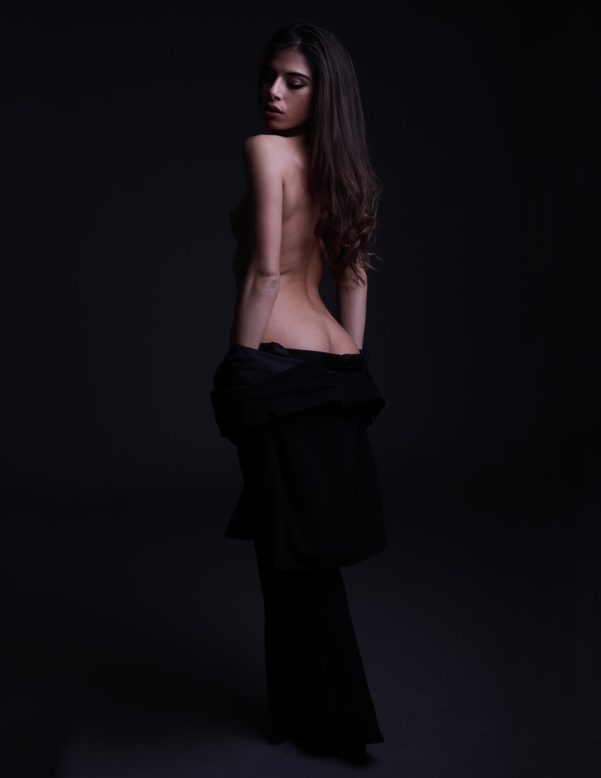 One Day With Chiara - Luca Bartoli & Chiara Bianchino Image 9