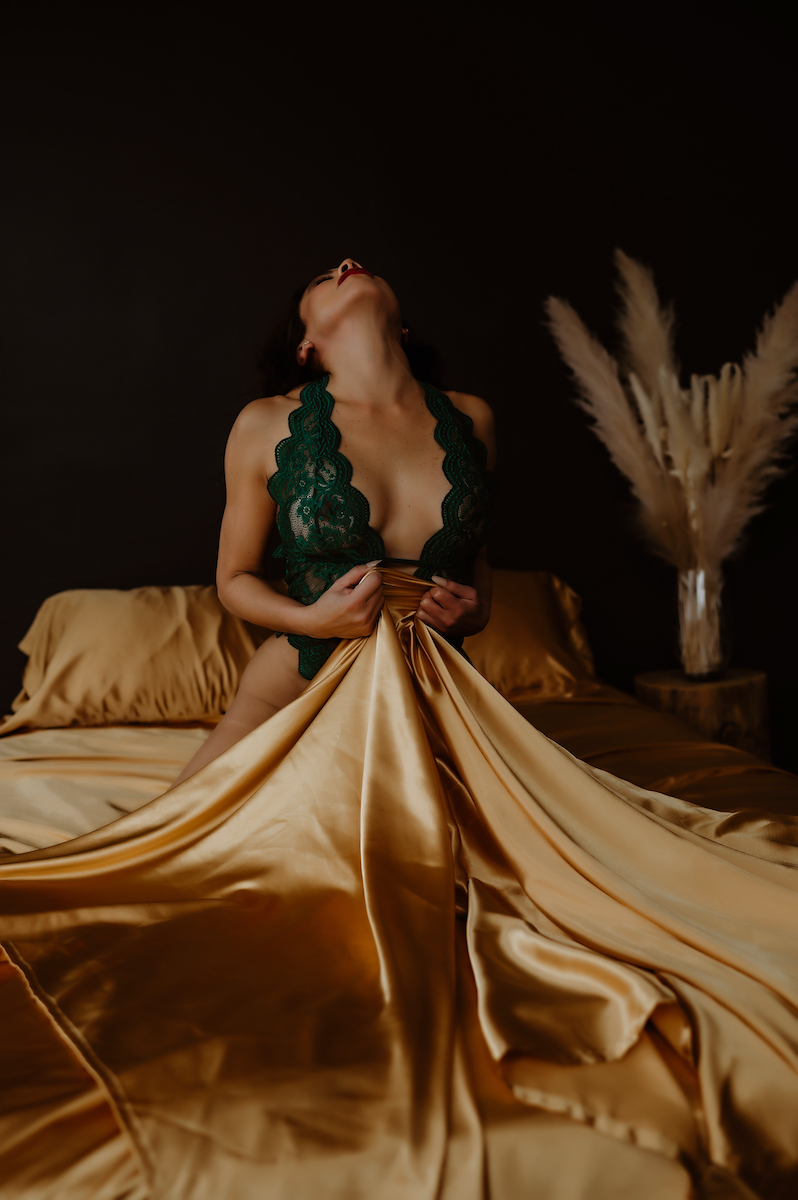 Paris Collection - Rosie Leon & Amy Eastman-vandenbos Image 19