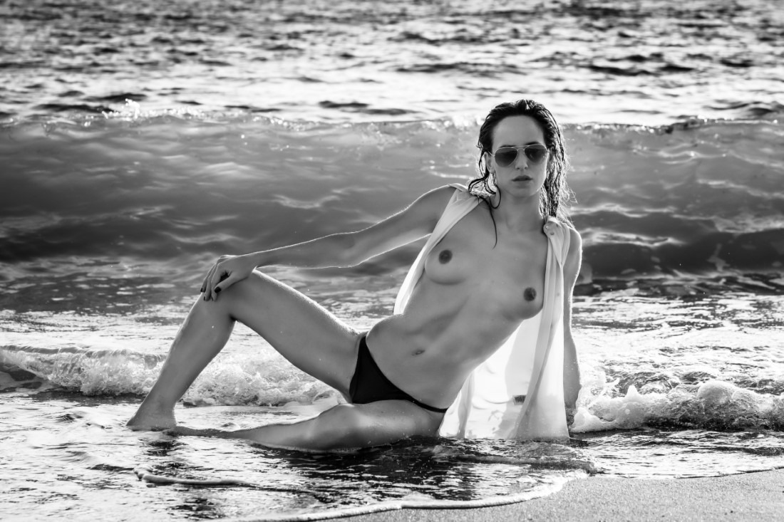 Perfect Blue - Miriam Bellucci & Simona Pistolozzi Image 15
