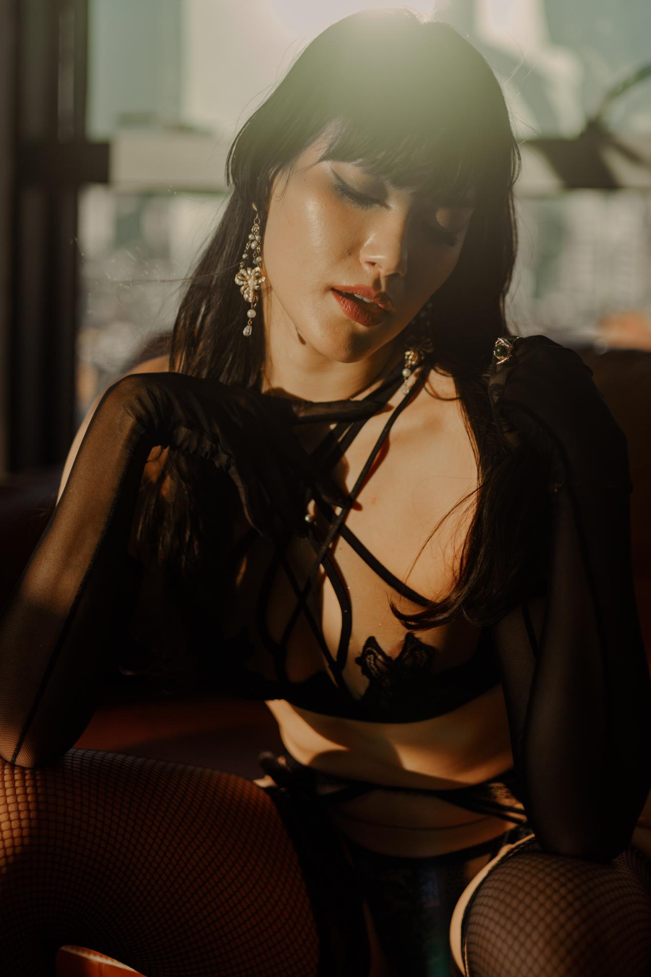 Photoshoot With Dentelle Noir - Lucas Cavalheiro & Dentelle Noir Image 13