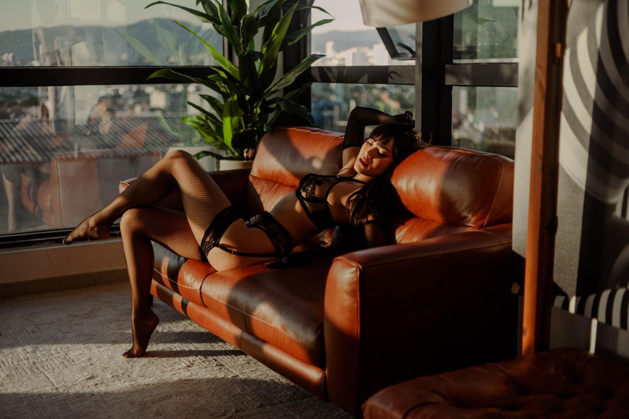 Photoshoot With Dentelle Noir - Lucas Cavalheiro & Dentelle Noir Image 8