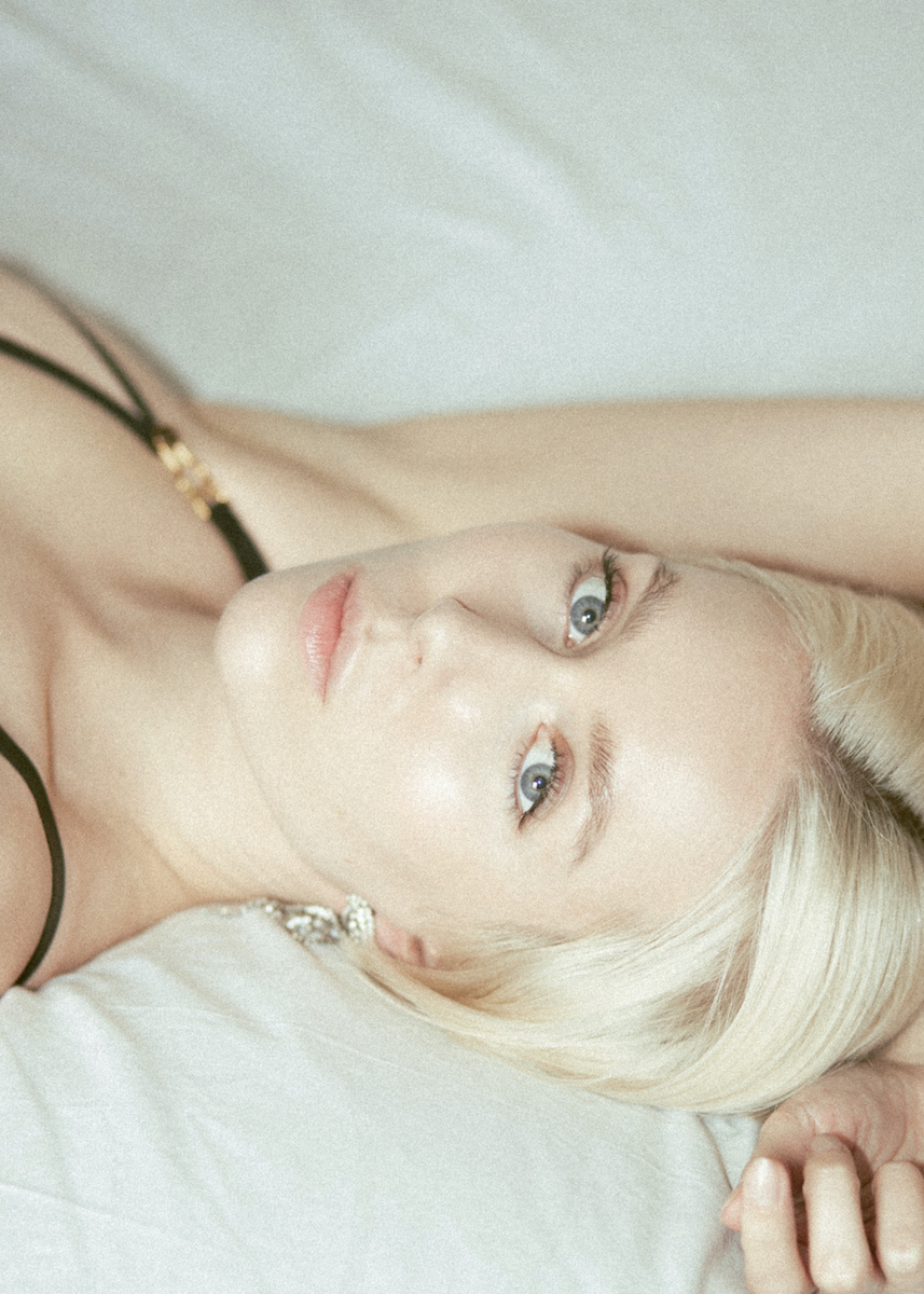 Porcelain - Laura Coupey & Jon R Verleysen Image 6
