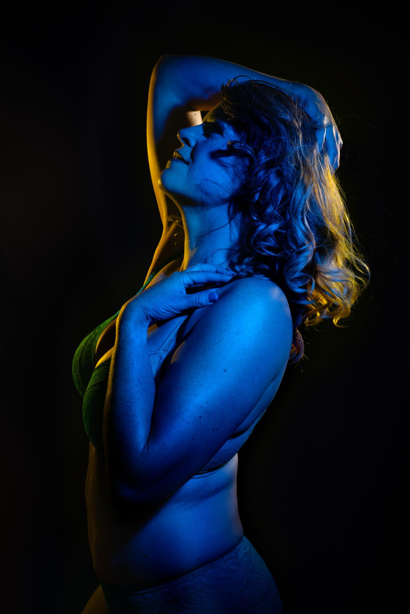 Prism Seduction - Mandy Van Der Weerd Image 4