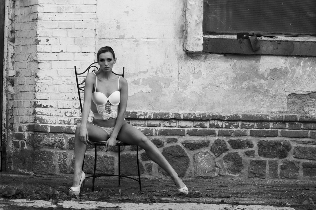 Quam Cortinarum Vela - Domini & Tink Lockett Image 8