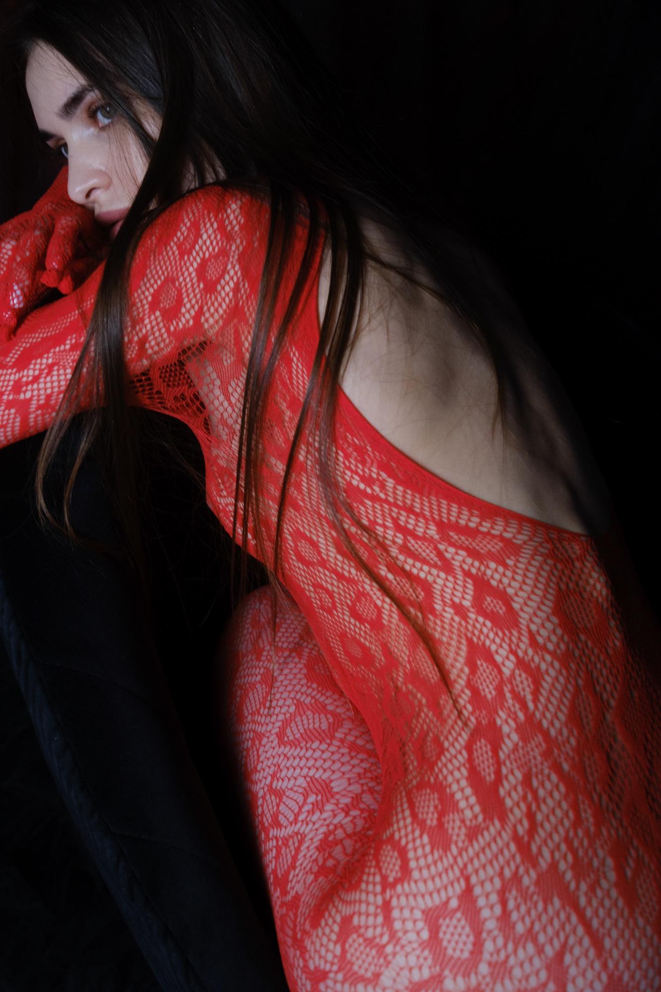 Red - Ekaterina Korobova & Fairuza  Zhamalova Image 5
