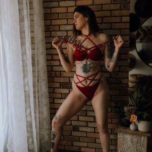 Boudoir Model Interview - Reflections in Red - Julia Henry & Tara Madison