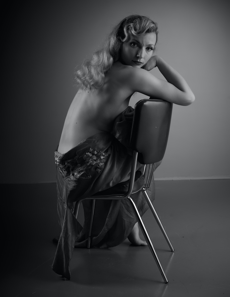 Retro Glamour - Emma Cat & Terry Mendoza Image 16