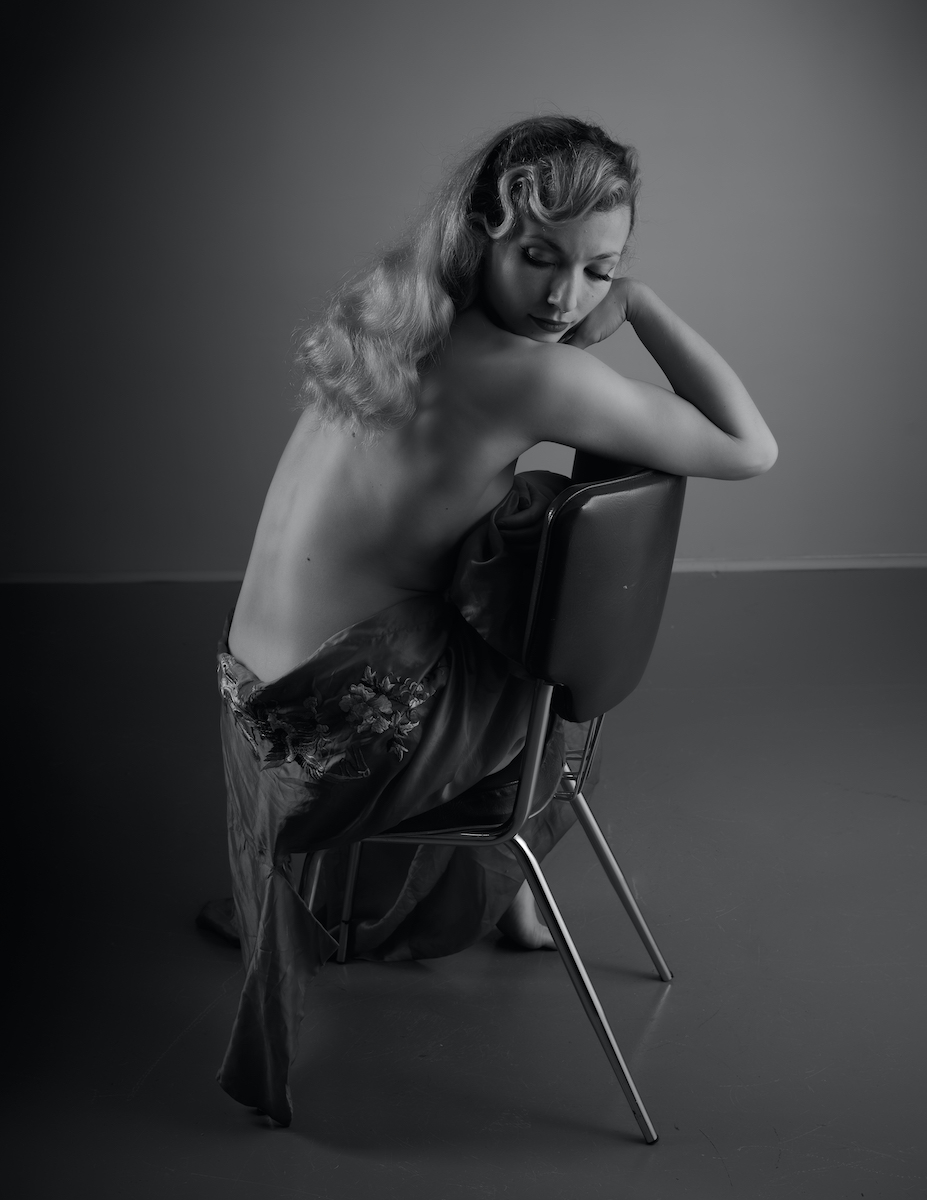 Retro Glamour - Emma Cat & Terry Mendoza Image 20