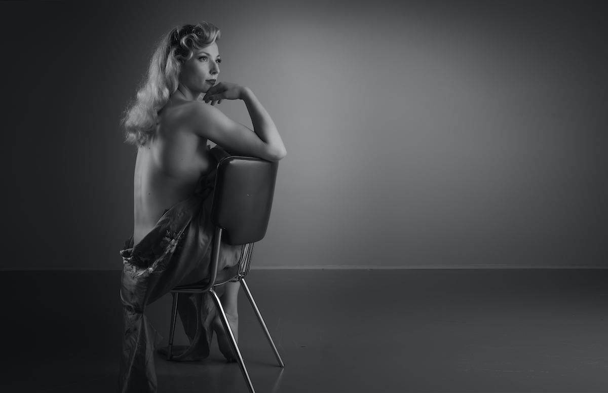 Retro Glamour - Emma Cat & Terry Mendoza Image 24