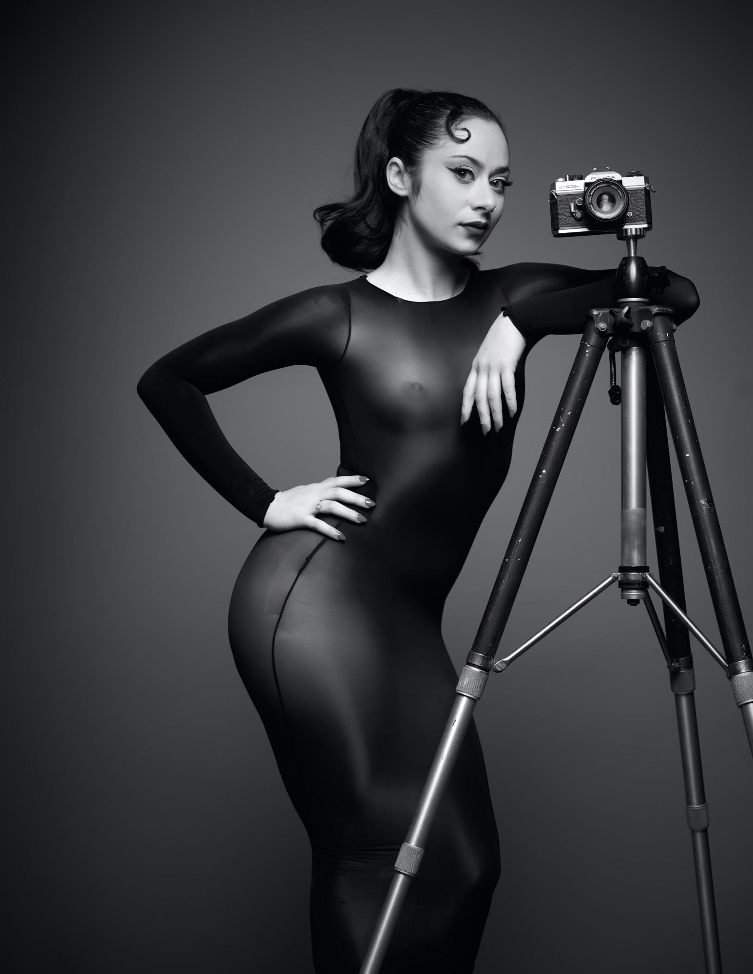Roxy - Sheer Vision - Roxy Van Plume Image 6