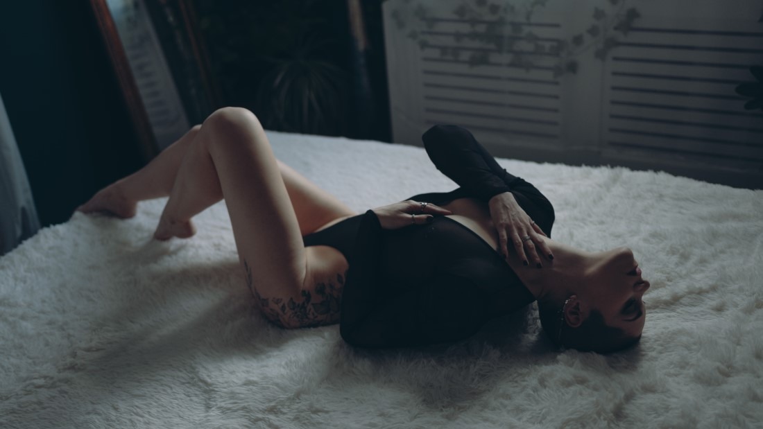 Sensual Woman - Iris & Durand Morgan Image 27