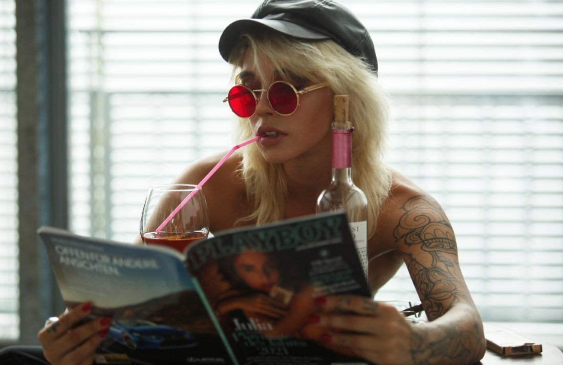 Sex And Cigarettes - Pixie & Hannes Walendy Image 10