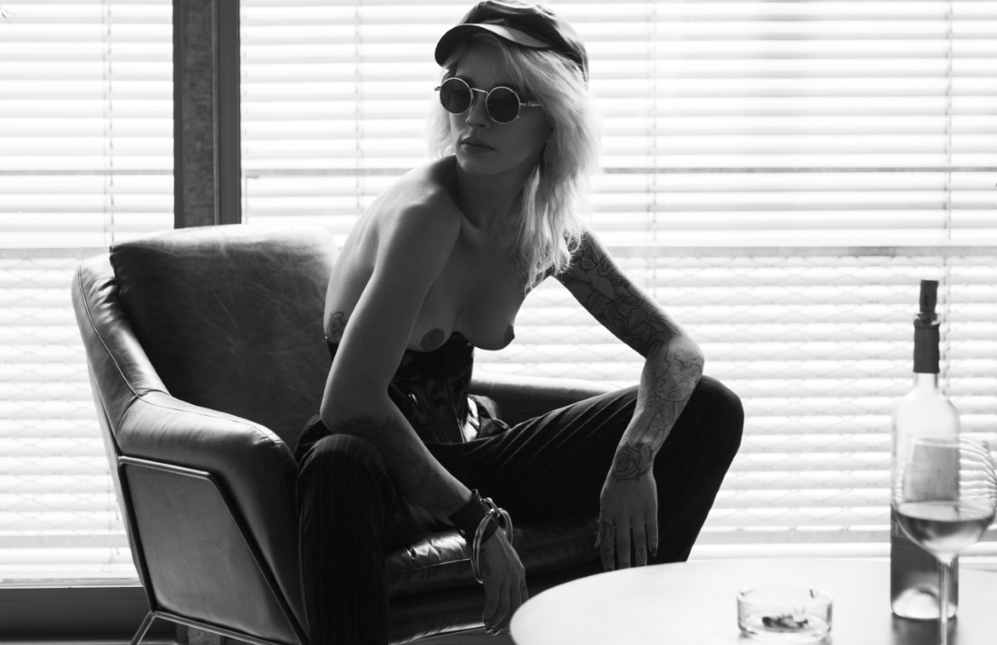Sex And Cigarettes - Pixie & Hannes Walendy Image 22