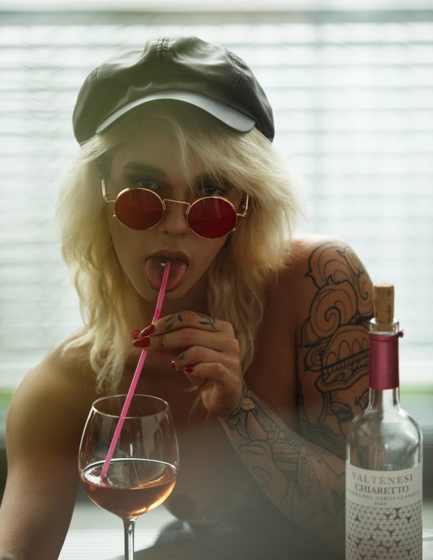Sex And Cigarettes - Pixie & Hannes Walendy Image 25