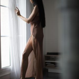 Shadow Of A Doubt Matthieu Colnat 4 02gjpaq Boudoir Poses with Curtains
