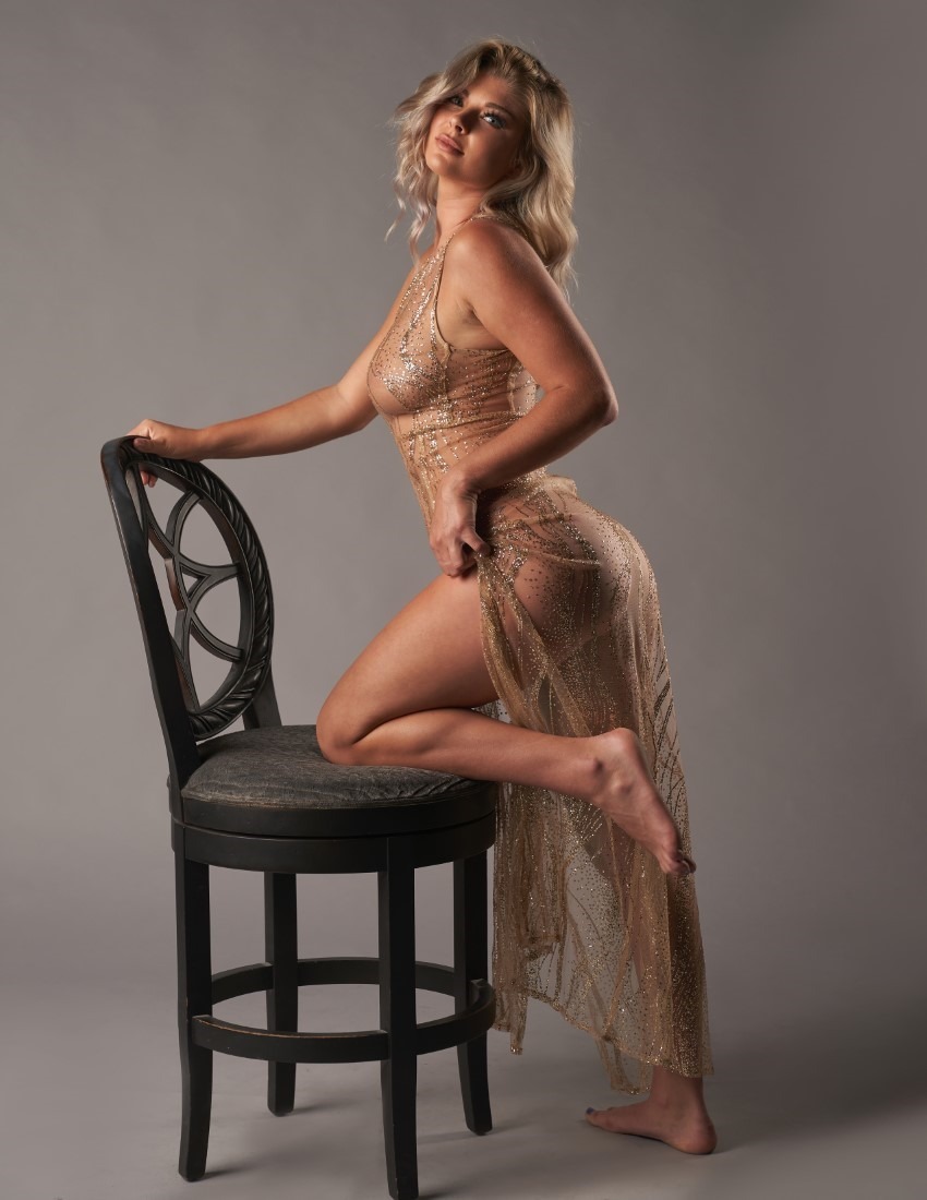 Sheer Gold - Julia Gotch & Jeff Bennion Image 7