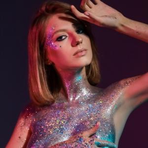 Shine Into Nite - Anastasia Klyuka