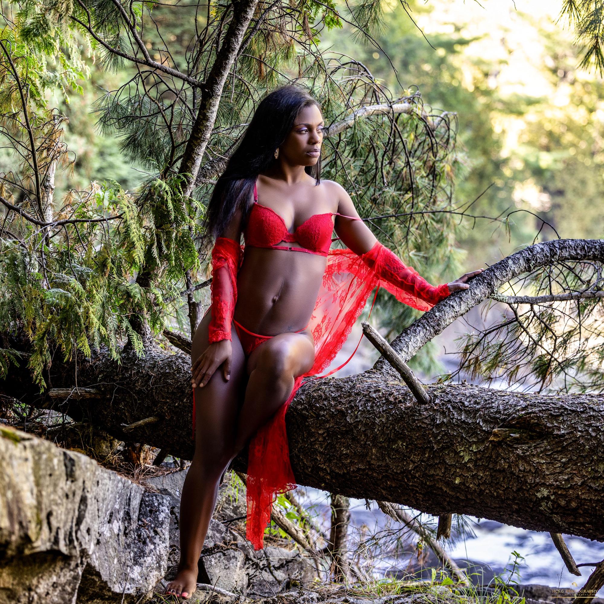 Shyllean - Nature Shoot - Set 1 - HCS.G. Photography (Samuel Guilbault) & Shyllean McLean Image 2